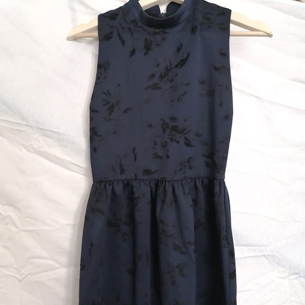 Short navy dress - Excellent condition! - Love Ady